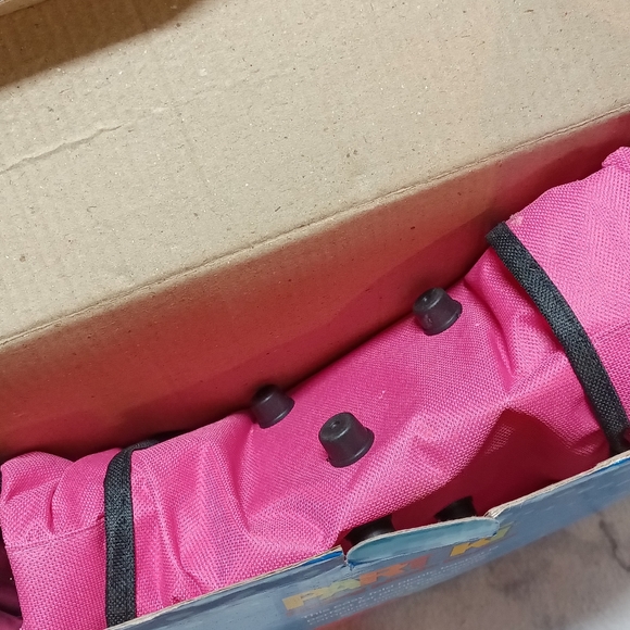 Partiki pink folding picnic basket new in box - Picture 3 of 12